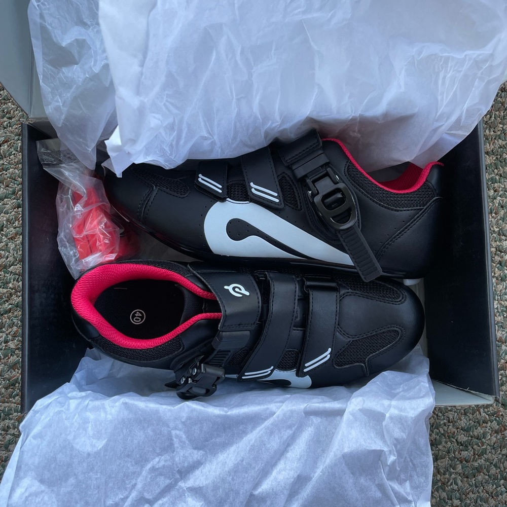 Brand new Peloton shoes size 40, New in box